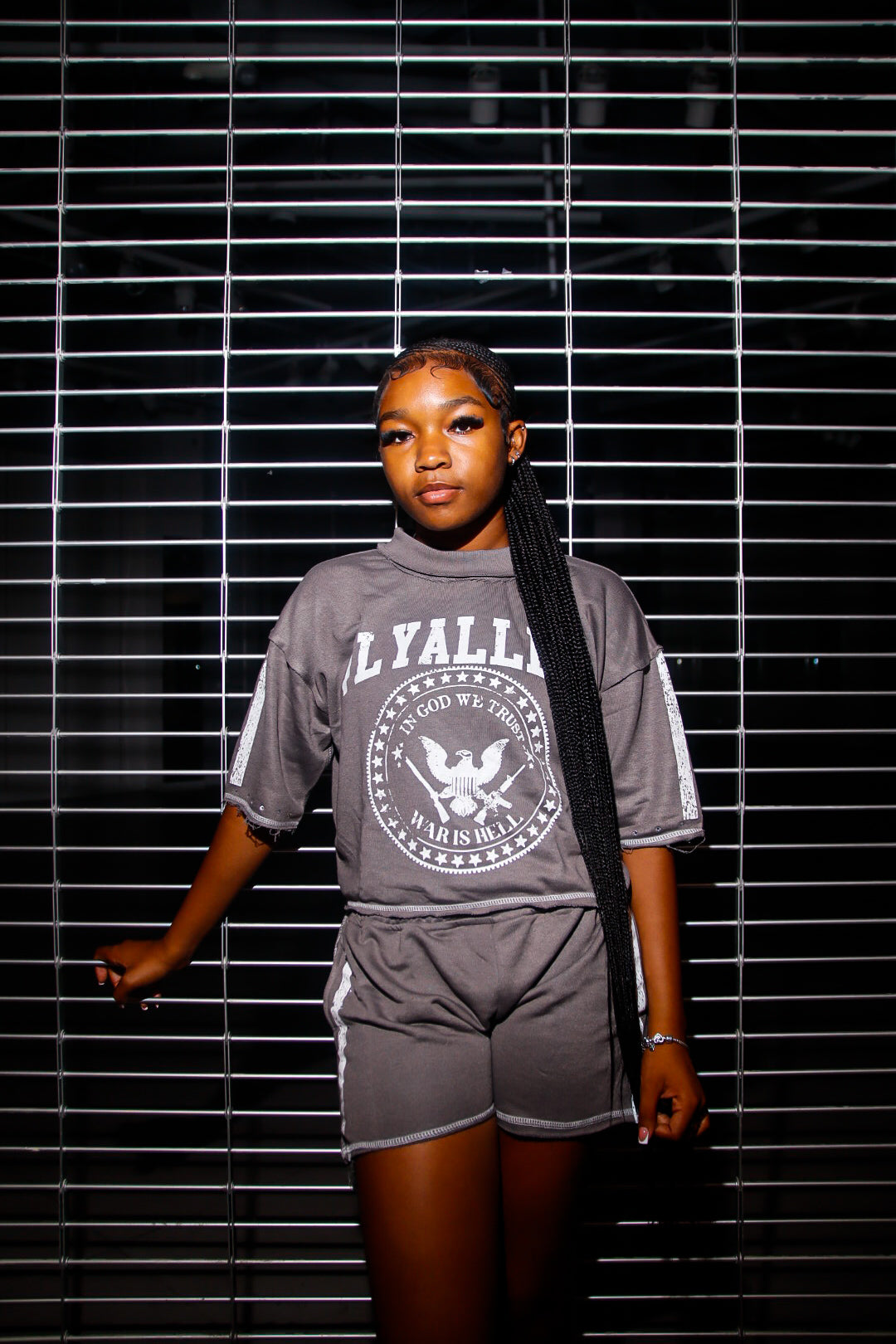 WAR IS HELL” SET GRAY (Women)