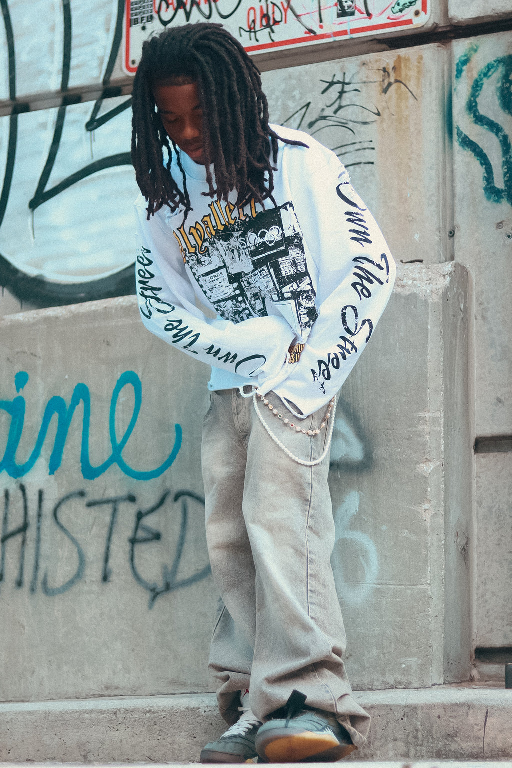 White Own The Streets Longsleeve